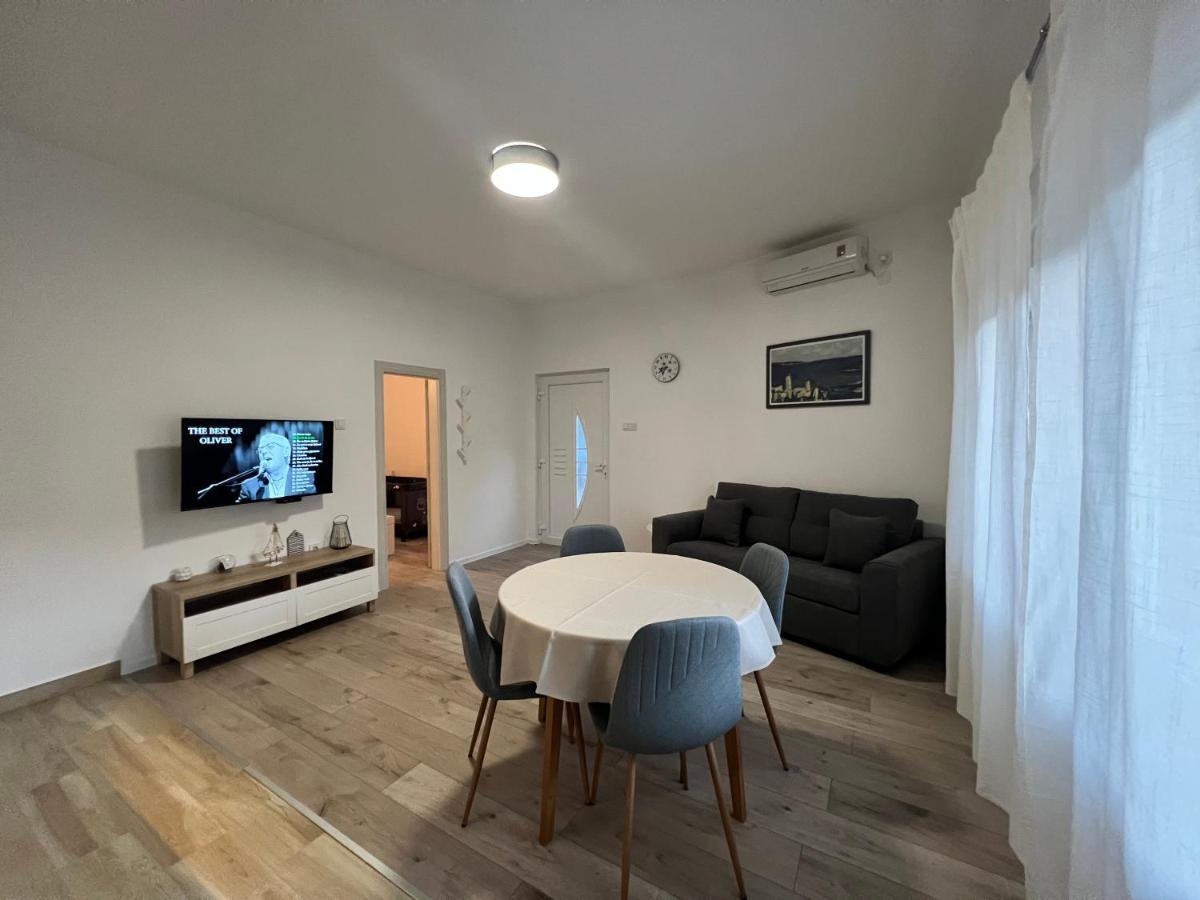 Kaala Apartments ซูเปทาร์สกา ดรากา ภายนอก รูปภาพ